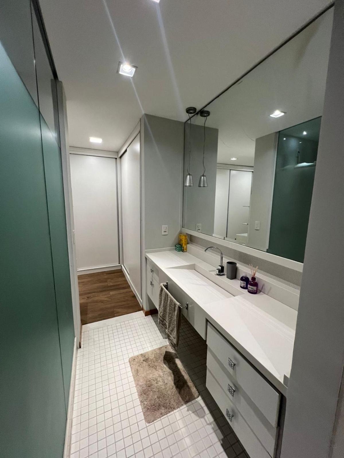 Apt 3Q Luxo Com Ar E Jacuzzi Na Beira Mar غواراباري المظهر الخارجي الصورة